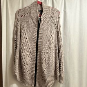 EUC PONCHO —-INC SIZE SMALL/MEDIUM